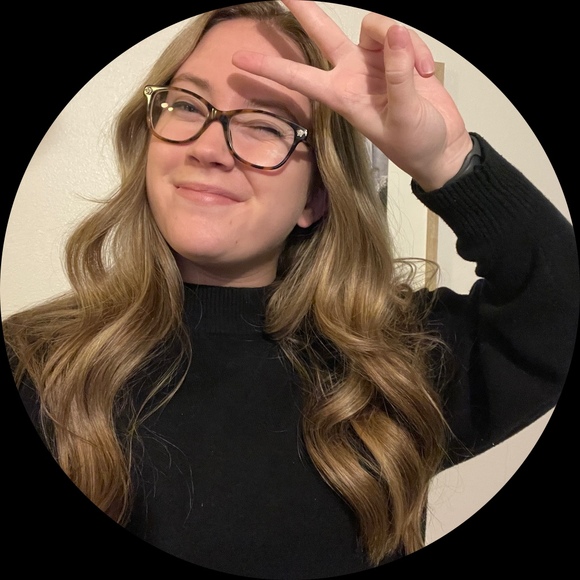 Profile Picture of Jordan Rich (@jorich_) on Poshmark