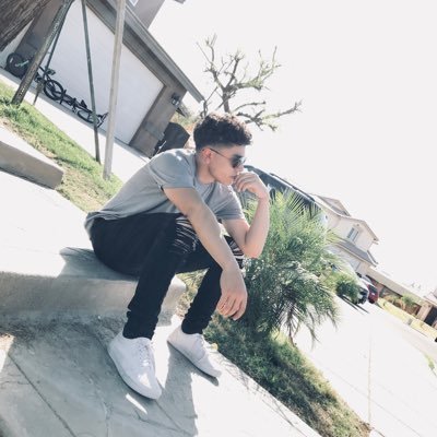 Profile Picture of Julio Lomeli (@juliolomeli8080) on Twitter