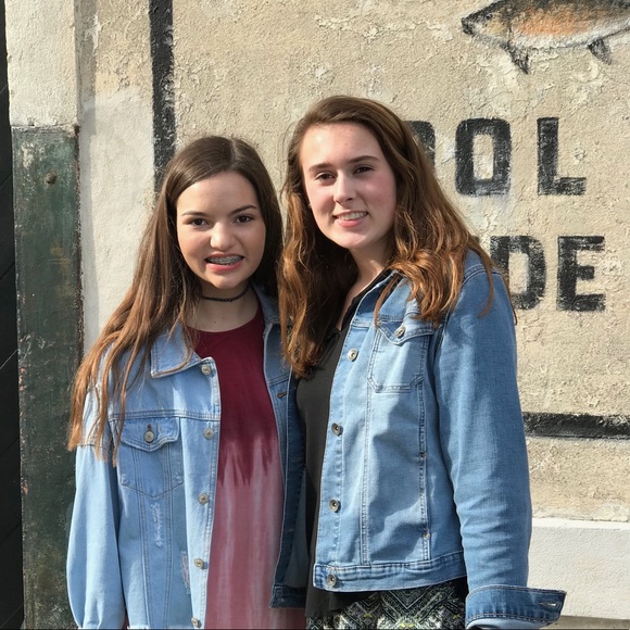 Profile Picture of Abbi Higbie (@abbihigbie) on Poshmark