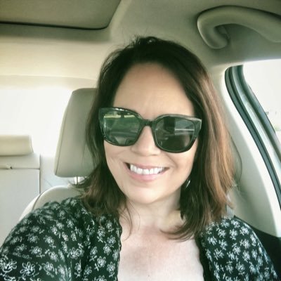 Profile Picture of Jennifer Hanson💙🗳💙 (@HansonJenL) on Twitter