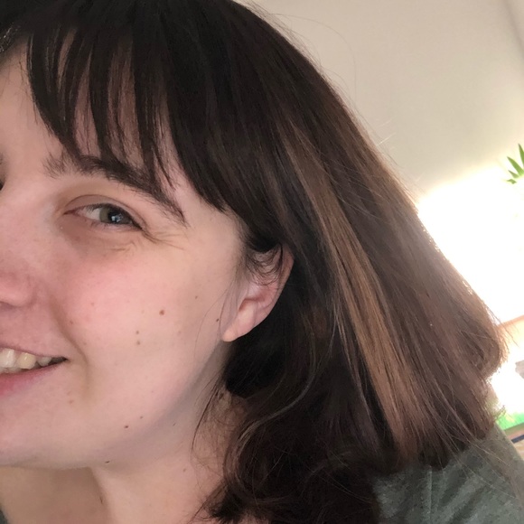 Profile Picture of Mackenzee Grzesiak (@m_grzesiak) on Poshmark