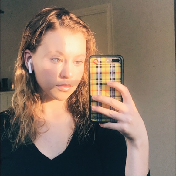 Profile Picture of Olivia Spycher (@olivianatale) on Poshmark