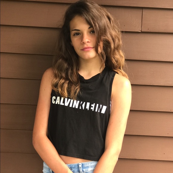 Profile Picture of Mya Greschner (@mya_greschner) on Poshmark