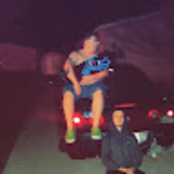 Profile Picture of Kyle Spencer (@frazzledazzle43) on Poshmark