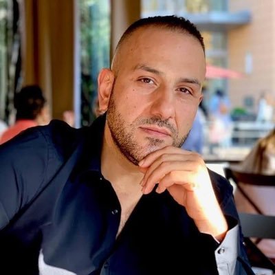 Profile Picture of Roman Musheghyan (@RomanMushegyan) on Twitter