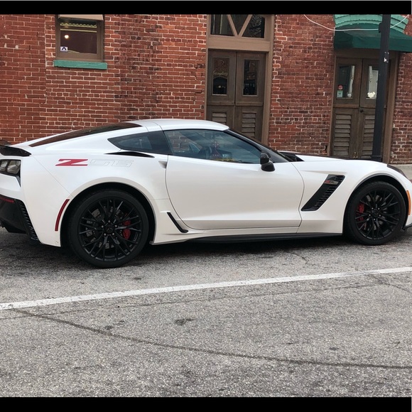 Profile Picture of Wyatt Phillips (@_wyattphillips_) on Poshmark