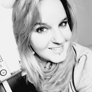 Profile Picture of Cindy Charbonneau (@kynthia17) on Twitter