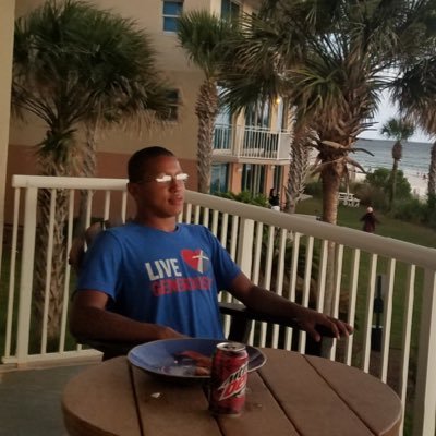 Profile Picture of Cory Scott Boe (@courieravation) on Twitter