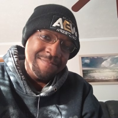 Profile Picture of Jayson Gray (@Newbobhead) on Twitter