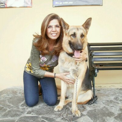 Profile Picture of Claudia Serpas (@ccserpas) on Twitter