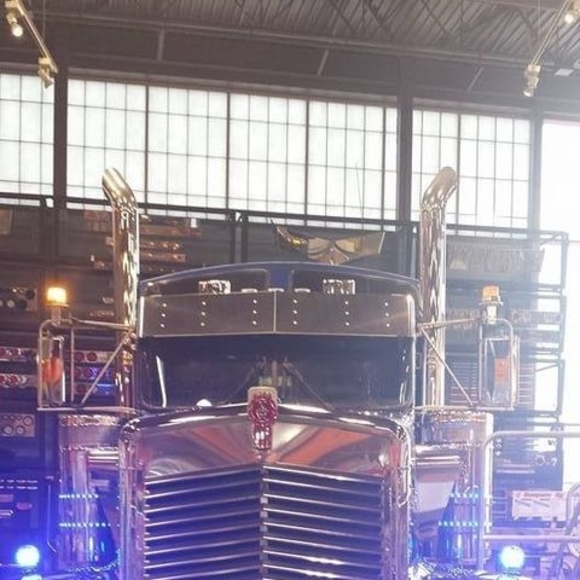 Profile Picture of Ryu Heroshi (@mikeyfern97) on Poshmark