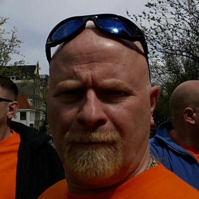 Profile Picture of Ian White (@ian1loch) on Twitter