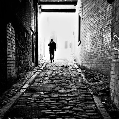 Profile Picture of Andrew Wardlow (@sticktothepath) on Twitter