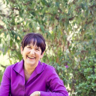 Profile Picture of Catherine Linka (@cblinka) on Twitter