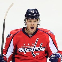 Profile Picture of John Carlson (@JohnCarlson74) on Twitter