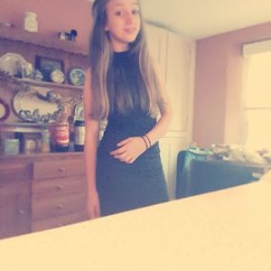 Profile Picture of Lacey Marks (@evamisty123) on Twitter
