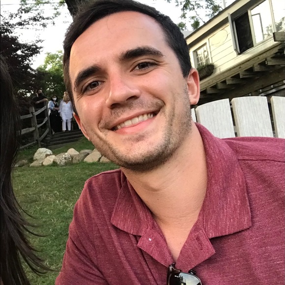 Profile Picture of David Gandolfo (@davidgandolfo35) on Poshmark
