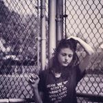 Profile Picture of Frances Bean Cobain (@francesbean__) on Instagram