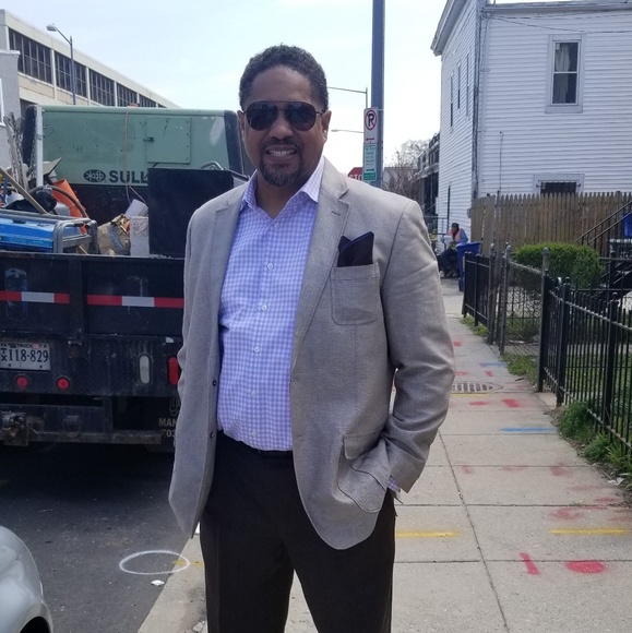 Profile Picture of Aaron Pollard (@apollard__63) on Poshmark