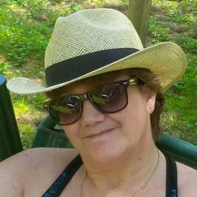 Profile Picture of Susan Carruthers (@suecarruthers26) on Twitter