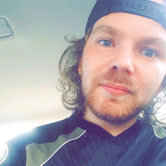 Profile Picture of Alexander Sagler (@swagler1133) on Poshmark