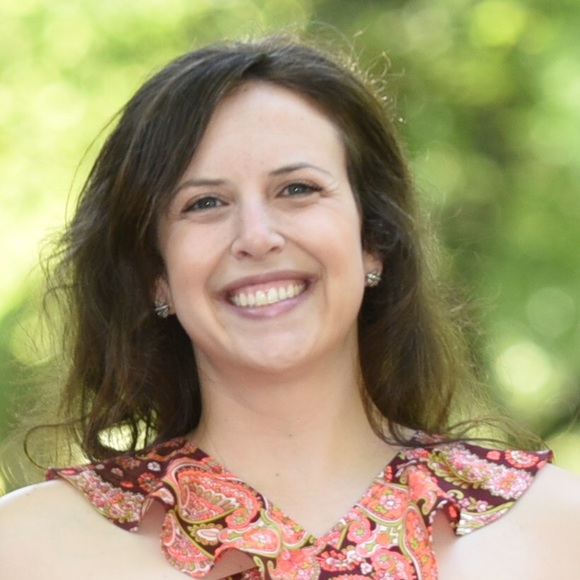 Profile Picture of Allison Wilcox (@wilcoxak84) on Poshmark