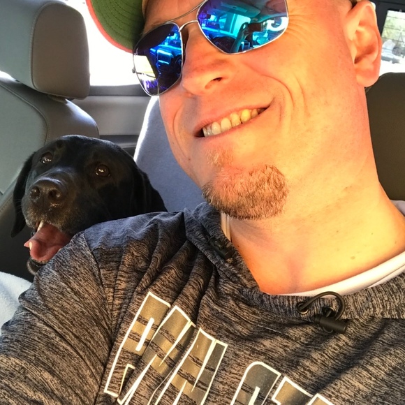 Profile Picture of Steve Payne (@steveopayne2) on Poshmark
