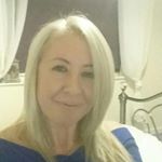 Profile Picture of Karen Wright (@karenmobilereiki) on Instagram