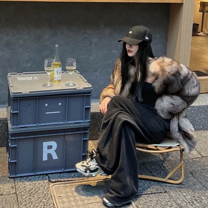 Profile Picture of Ava (@alvinsampson) on Tiktok