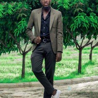 Profile Picture of Raphael Paul (@Raphaelpaul24) on Twitter