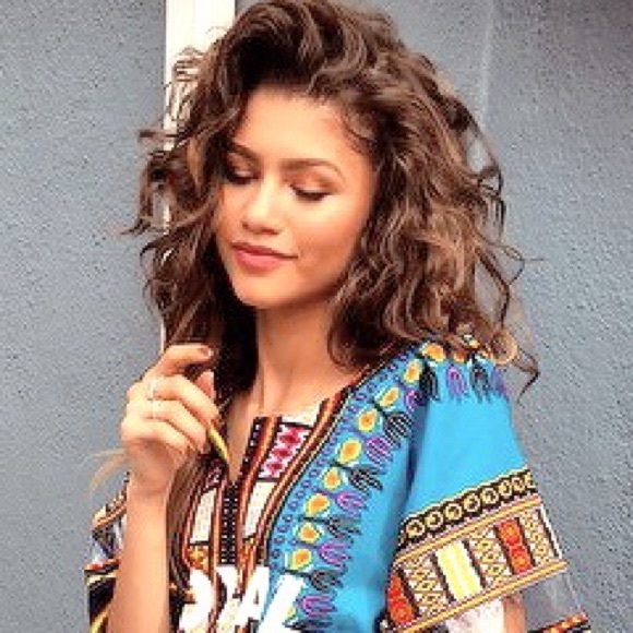 Profile Picture of Daylen Taylor (@daylendenae) on Poshmark