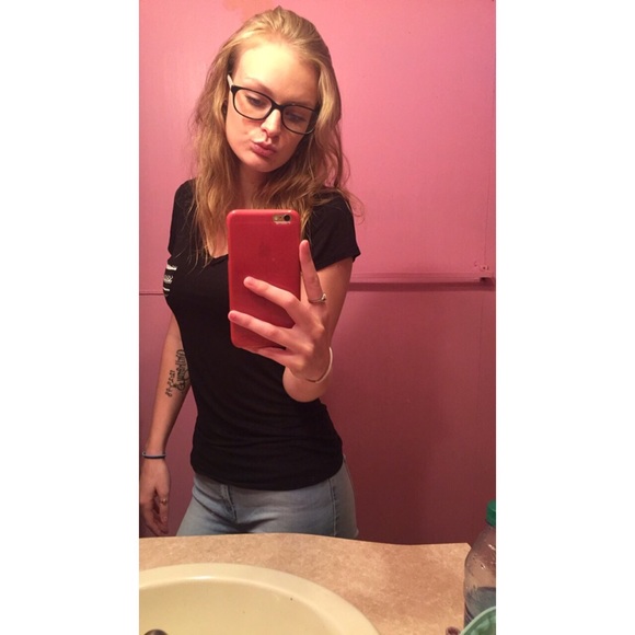 Profile Picture of Haley Hackstadt (@hhackstadt99) on Poshmark