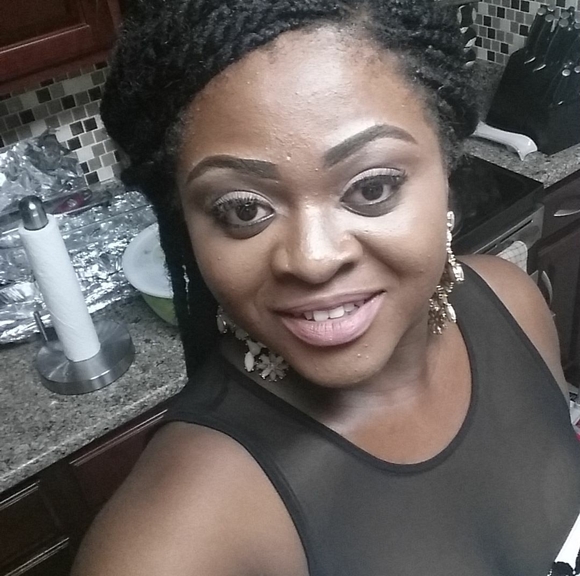 Profile Picture of Angel Keys (@amgelkeys) on Poshmark