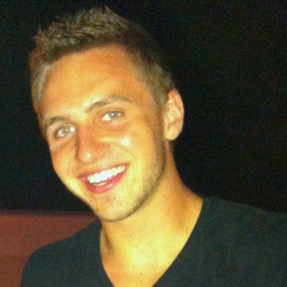 Profile Picture of John paul Scheidecker (@jipdeals) on Poshmark
