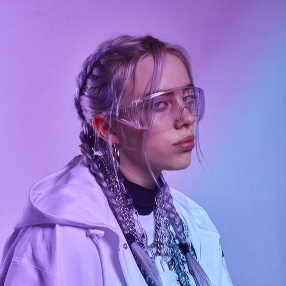 Profile Picture of Delancey Fernandez (@delancey_f) on Poshmark