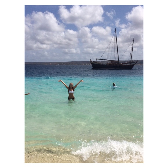 Taylor Sowash - Poshmark Profile Picture of Taylor Sowash (@taylorsowash1) on Poshmark