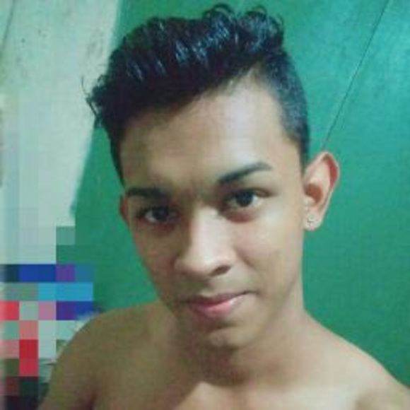 Profile Picture of Bryan fernando Arauz (@bryanfernandom) on Poshmark