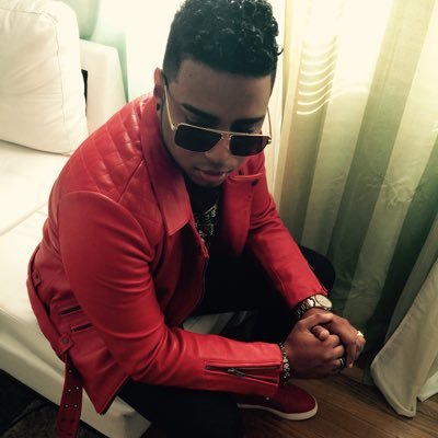 Profile Picture of Victor Lopez (@RomeoZhloPage) on Twitter