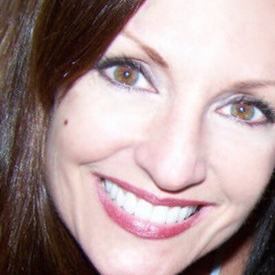 Profile Picture of Marilyn McConnell (@MarilynMcMouth) on Twitter
