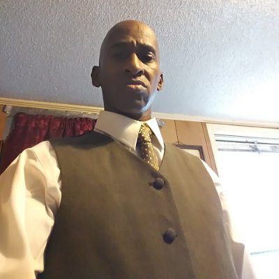 Profile Picture of Jackie Bloomfield Sr (@JackieB61792657) on Twitter