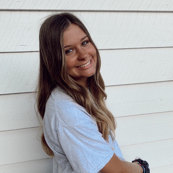 Profile Picture of Caroline Prestel (@carolineprestel) on Poshmark