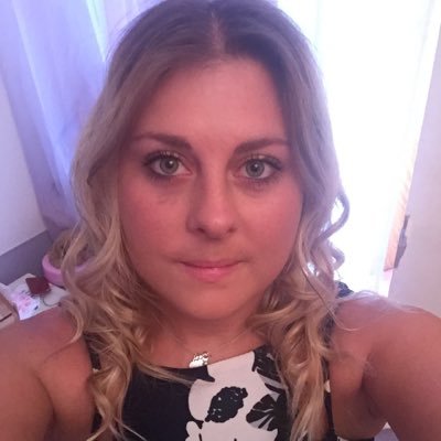 Profile Picture of Laura Sharman (@laura_sharmy) on Twitter