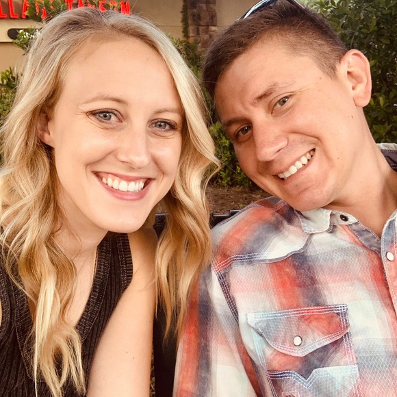 Profile Picture of Greg n savannah Kessler (@skessler0430) on Poshmark