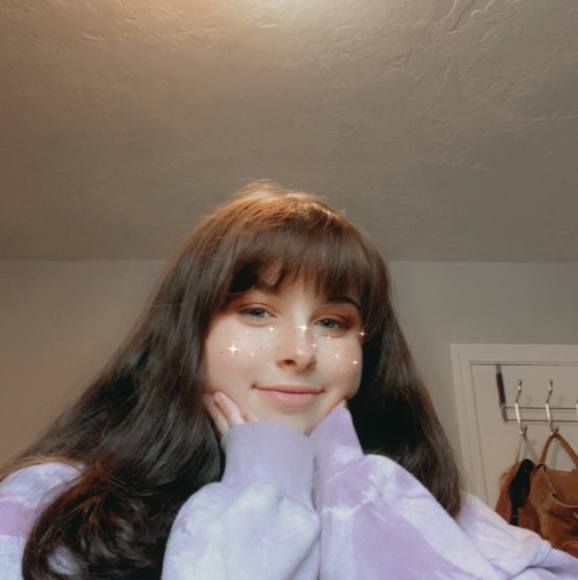 Profile Picture of Joslin Lorimor (@joslinl) on Poshmark