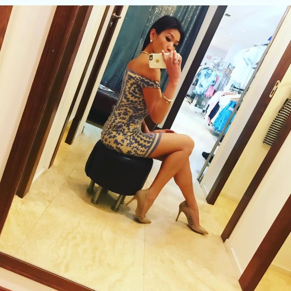 Profile Picture of Lily Schwartz (@baokhuyen) on Poshmark