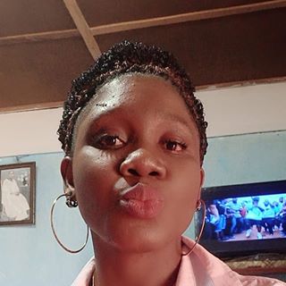 Profile Picture of Winnie Ware (@Godblessgbessayware) on Facebook