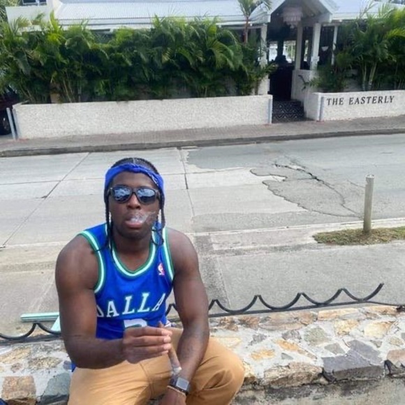 Profile Picture of Victor Morgan (@victormorgan976) on Poshmark