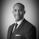 Profile Picture of Stephen Rowland (@emirateslivingbroker) on Instagram