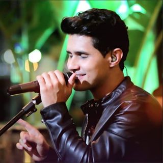 Eric Neto - Facebook Profile Picture of Eric Neto (@ericneto) on Facebook