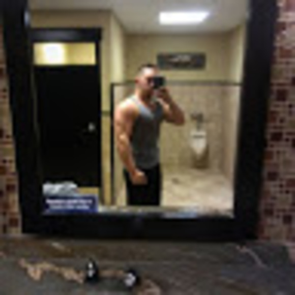 Profile Picture of Steven Kane (@steven_kane) on Poshmark